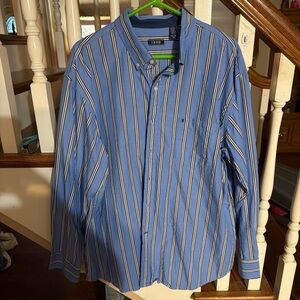 Izod Men's Blue and White Striped Button Down Shirt